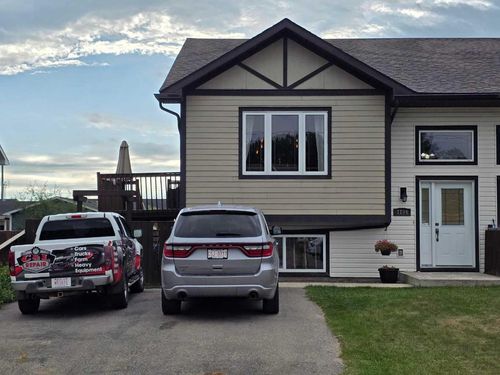 1104 6 Street W, Barnwell, AB, T0K0B0 | Card Image