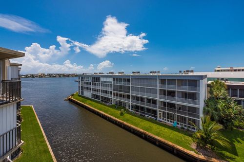 apt-527-896 N Federal Hwy, Lantana, FL, 33462-1880 | Card Image