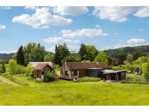 14765 Nw Gillihan Rd, Portland, OR, 97231-1527 | Card Image