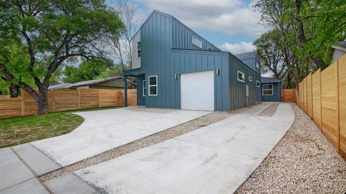 2-6111 Carnation Ter, Austin, TX, 78741-3414 | Card Image