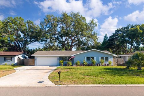 2564 Roberta St, LARGO, FL, 33771-1236 | Card Image