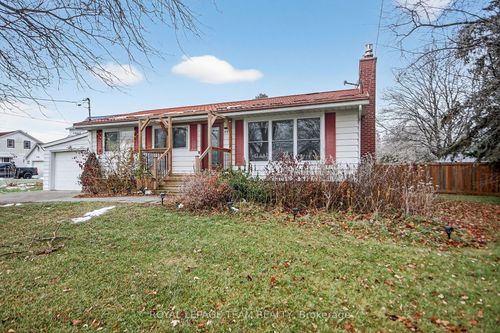 401 Clothier St W, Kemptville, ON, K0G1J0 | Card Image