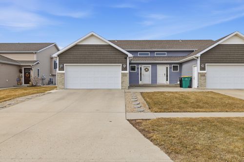 1332 4th Street Nw, West Fargo, ND, 58078 | Card Image