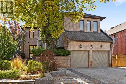 111 Laurelcrest Avenue, Toronto (Clanton Park), ON, M3H2B2 | Card Image