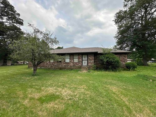 303 Curran St, Des Arc, AR, 72040-3381 | Card Image