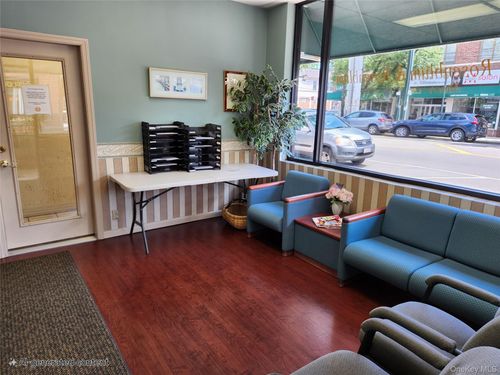 25-25 Merrick Ave, Merrick, NY, 11566-3416 | Card Image