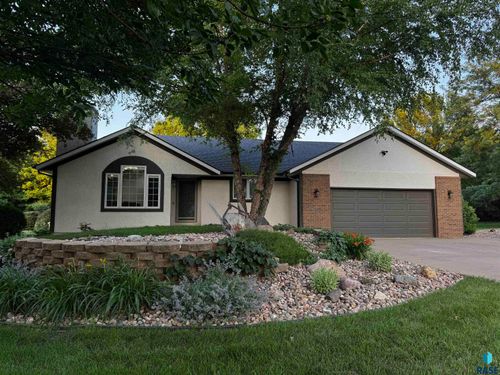 26986 Cactus Pl, Sioux Falls, SD, 57108-8112 | Card Image