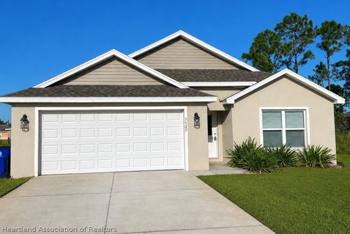5527 Castania Dr, SEBRING, FL, 33872-2196 | Card Image