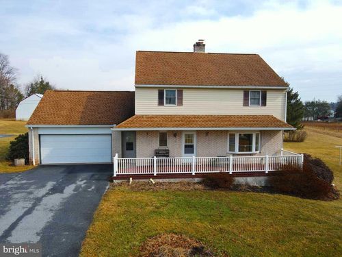 2376 Mount Zion Rd, FREDERICKSBURG, PA, 17026-9323 | Card Image