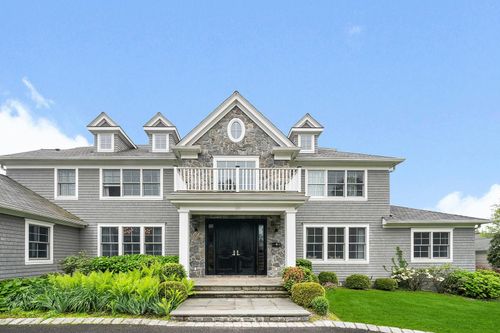 1015 Seven Oaks Ln, Mamaroneck, NY, 10543-4720 | Card Image