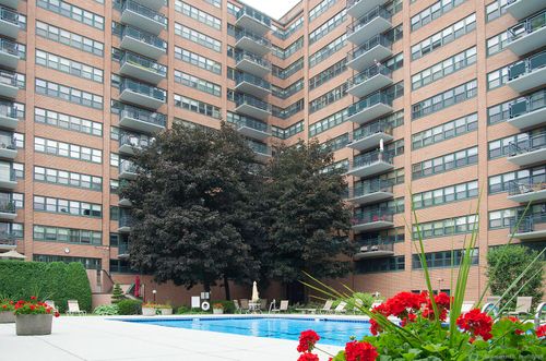 apt-4j-31 Woodland St, Hartford, CT, 06105-4302 | Card Image