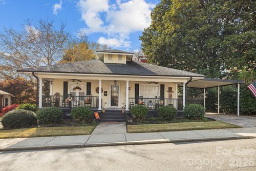 165 8th Ave, Cramerton, NC, 28032-1401 | Card Image