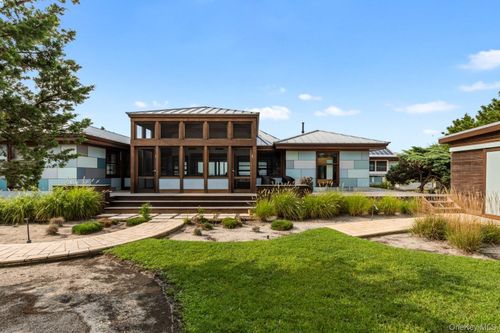 19 Bayview Walk, Ocean Beach, NY, 11770 | Card Image
