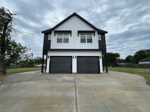 3309 Collin St, Fort Worth, TX, 76119-3401 | Card Image