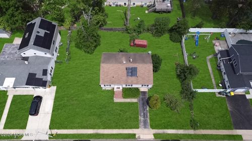 13 Buttell Ave, Lakewood, NJ, 08701-4704 | Card Image