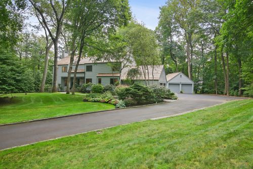 95 Heather Dr, New Canaan, CT, 06840-5234 | Card Image