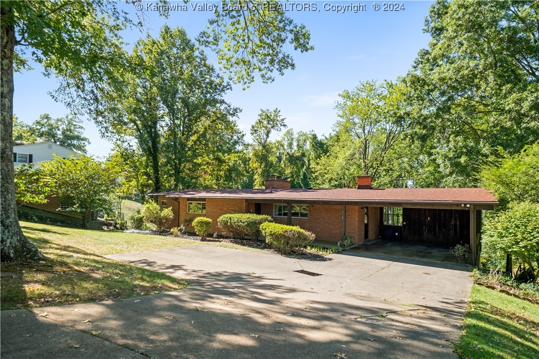 Bedford Rd, Charleston, WV 25314