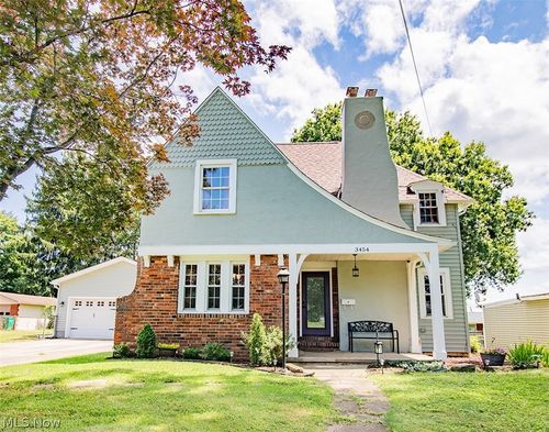 3454 Cadillac Dr, Parkersburg, WV, 26104-2115 | Card Image