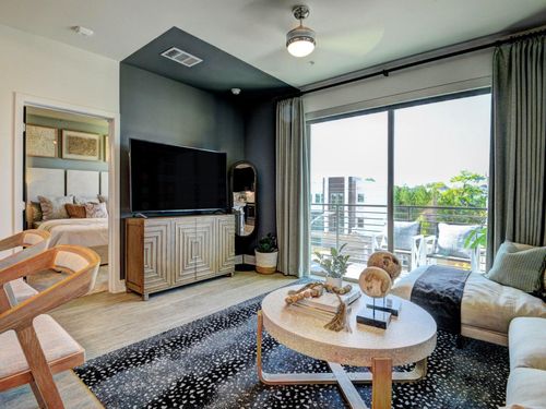 apt-336-6400 Washington Ave, Houston, TX, 77007-4590 | Card Image