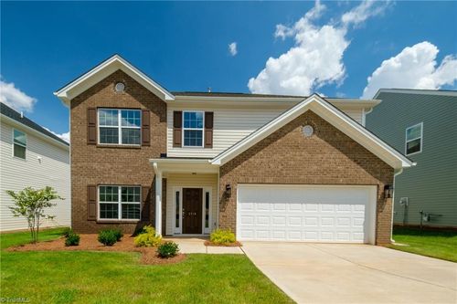 3719 Contimental Sq, Kernersville, NC, 27284-0229 | Card Image
