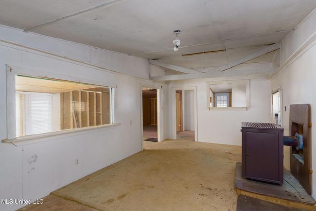 150 Pine Tree Drive-19 | Image 19