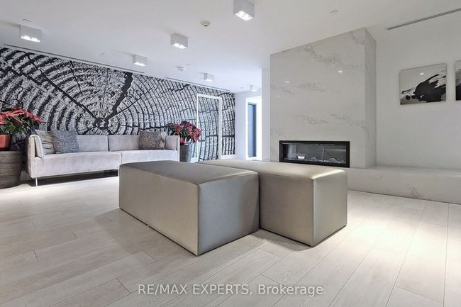 1901 - 2916 Highway 7, Condo with 1 bedrooms, 2 bathrooms and null parking in Vaughan ON | Image 7
