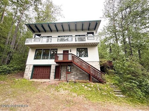 22221 Eagle River Rd, Eagle River, AK, 99577-9587 | Card Image