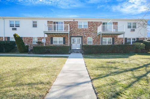 33-260 Waverly Ave, Patchogue, NY, 11772-2159 | Card Image