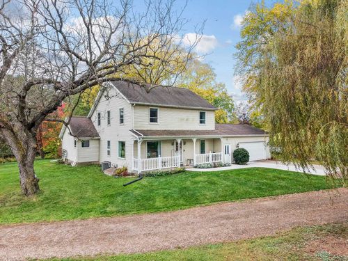 1942 County Road Bb, Cottage Grove, WI, 53527 | Card Image