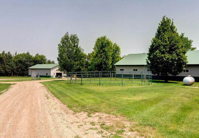 32908 285 Th Ave, House other with 3 bedrooms, 2 bathrooms and null parking in Le Sueur MN | Image 116
