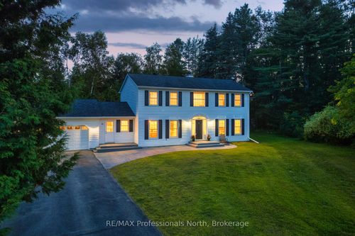 16 Brobst Forest Cres, Bracebridge, ON, P1L1C8 | Card Image