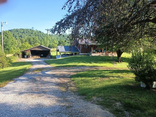 620 Henson Creek Rd, Liberty, KY, 42539-7926 | Card Image