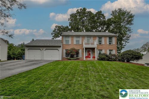 4165 Cartier Dr, Allentown, PA, 18104-5101 | Card Image