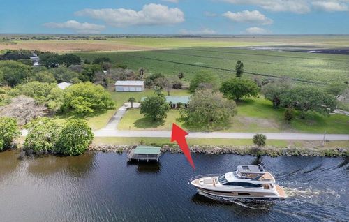 2531 River Rd, Moore Haven, FL, 33471-6433 | Card Image