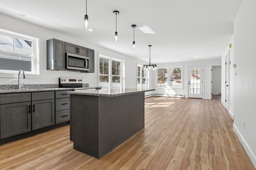 7-13 Feldspar Lane, Cumberland, ME, 04021 | Card Image