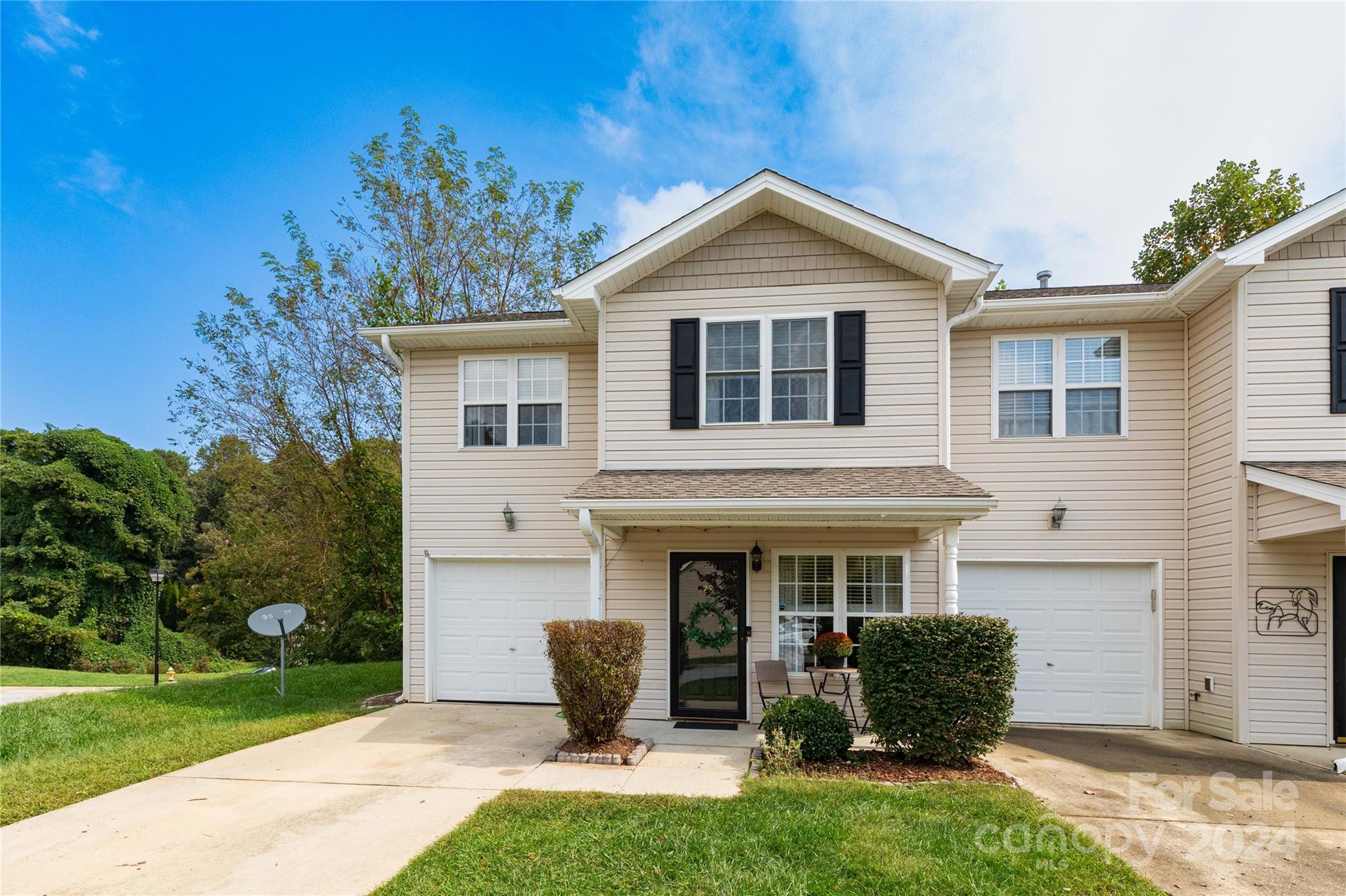 Lanceford Cir, Fletcher, NC 28732