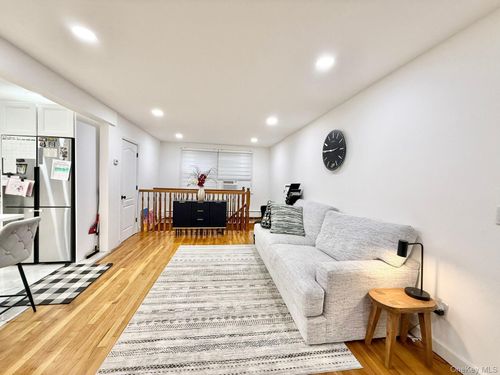 apt-a-170 Kearsing Pkwy, Monsey, NY, 10952-2254 | Card Image