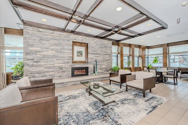 2102 - 1 Hurontario St, Condo with 2 bedrooms, 3 bathrooms and null parking in Mississauga ON | Image 4