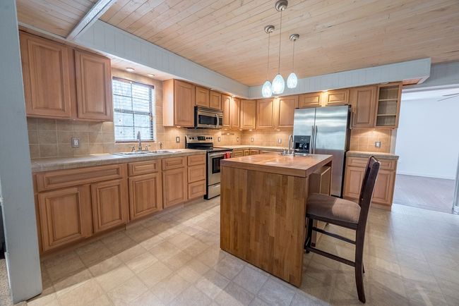 2 Se 814 Th St, House other with 3 bedrooms, 2 bathrooms and null parking in OLD TOWN FL | Image 20