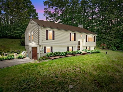 19 Hammond St, Oxford, MA, 01540-1511 | Card Image