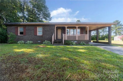 23492 Nc Highway 33 E, Aurora, NC, 27806-9781 | Card Image