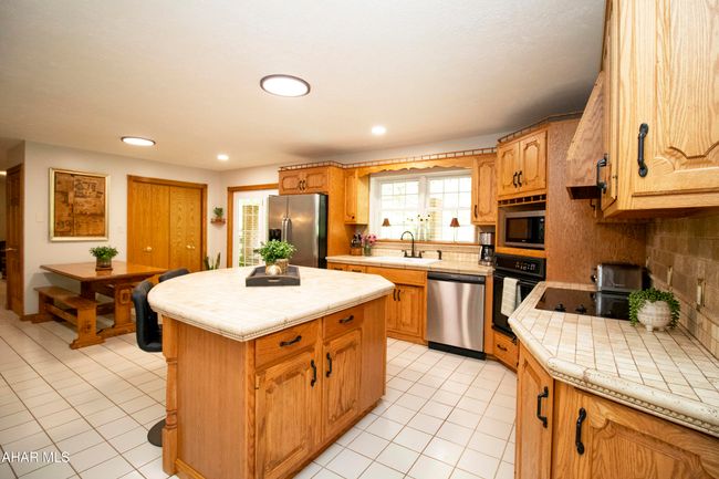 259 Chimney Rocks Rd, House other with 5 bedrooms, 5 bathrooms and null parking in Hollidaysburg PA | Image 6