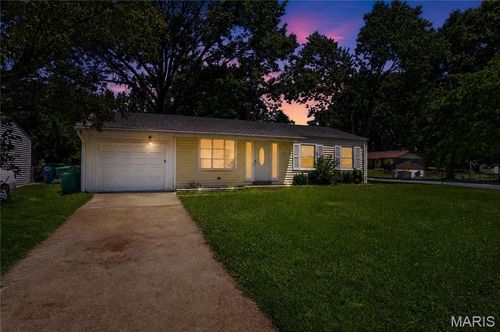 1911 Keelen Dr, Saint Louis, MO, 63136-3307 | Card Image