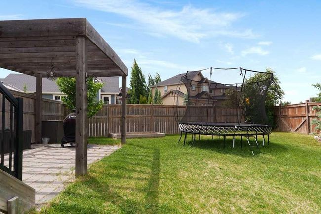 12134 Valley Ridge Dr Nw, House other with 4 bedrooms, 4 bathrooms and 6 parking in Calgary AB | Image 24