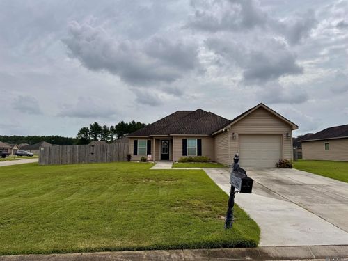 26604 Evangeline Trace Blvd, Denham Springs, LA, 70726-6109 | Card Image