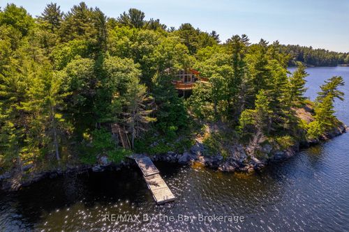 3140 Island 1810, Georgian Bay, ON, P0E1E0 | Card Image