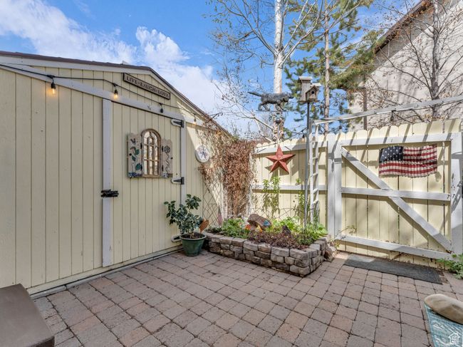 181 Geneva Dr, Townhouse with 2 bedrooms, 2 bathrooms and 3 parking in Midway UT | Image 37
