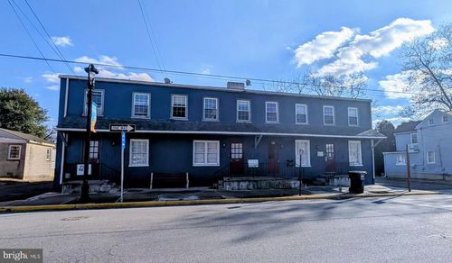 136 E Locust St, OXFORD, PA, 19363-1333 | Card Image