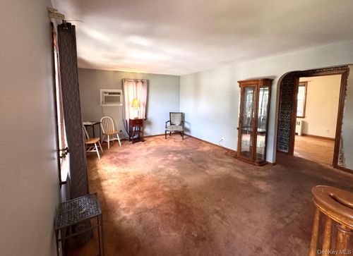 45 Portland Place, Yonkers, NY, 10703 | Card Image