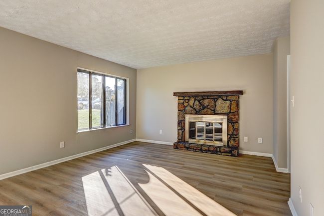 288 Country Club Dr, Condo with 3 bedrooms, 3 bathrooms and null parking in jonesboro GA | Image 5